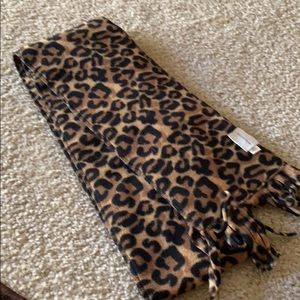 Scarf. Never worn. New